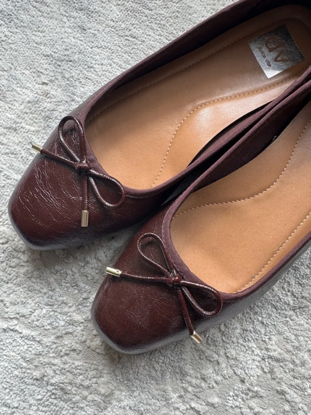 Dolce Vita Meryn Flats - Picture 4 of 8